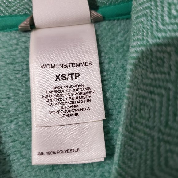 The North Face Crescent Shawl Teal Diamond Print Size Women's XS EUC - Picture 13 of 14